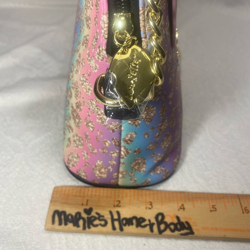 Betsey Johnson Luv Crossbody Purse Dome hand bag kitty Cat rainbow wallet BNWT - Picture 4 of 8